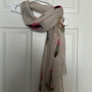 Sheer light pink pattern scarf feathers
